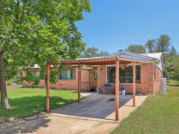 8622 Thunderbird RD