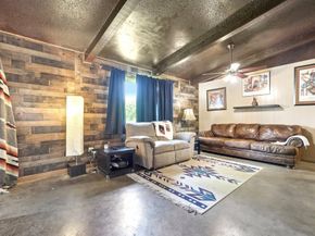 8622 Thunderbird RD, Austin TX 78736