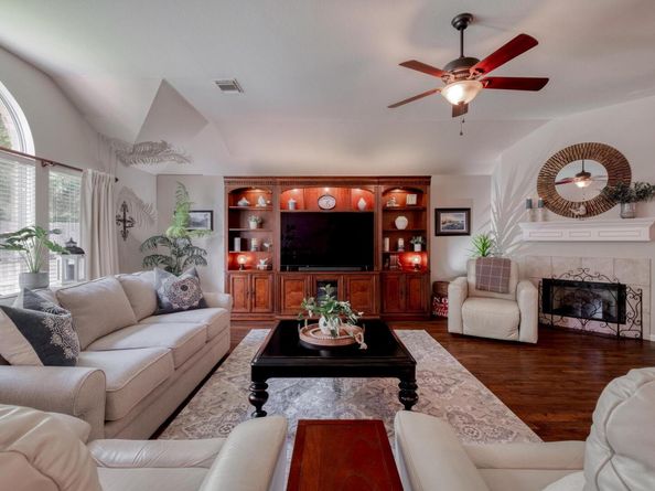 7203 Two Jacks TRL, Round Rock TX 78681