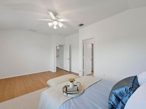 9201 Brodie LN 2001, Austin TX 78748