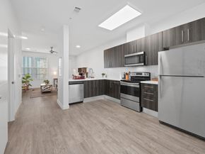 7805 Cooper LN 402, Austin TX 78745