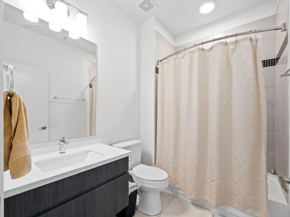 7805 Cooper LN 402, Austin TX 78745