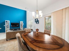 516 E Slaughter LN 702, Austin TX 78744