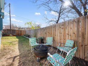 1616 Webberville RD A, Austin TX 78721