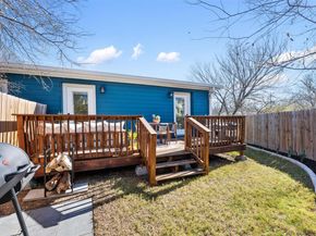 1616 Webberville RD A, Austin TX 78721