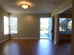 7685 Northcross DR 1109, Austin TX 78757