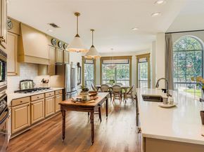 5515 Ballenton LN, Austin TX 78739