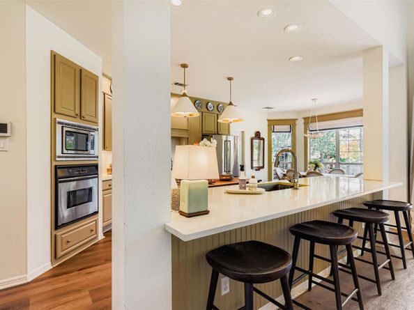 5515 Ballenton LN, Austin TX 78739