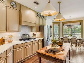 5515 Ballenton LN, Austin TX 78739