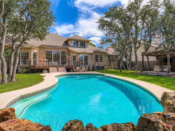 5515 Ballenton LN, Austin TX 78739