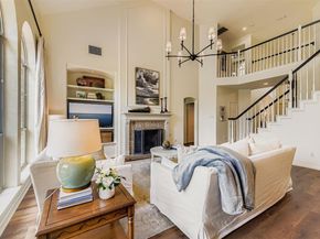 5515 Ballenton LN, Austin TX 78739