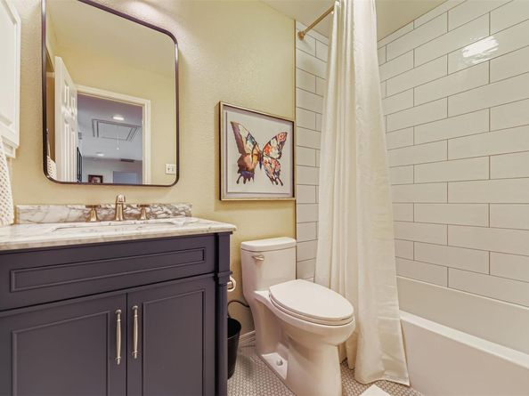 5515 Ballenton LN, Austin TX 78739