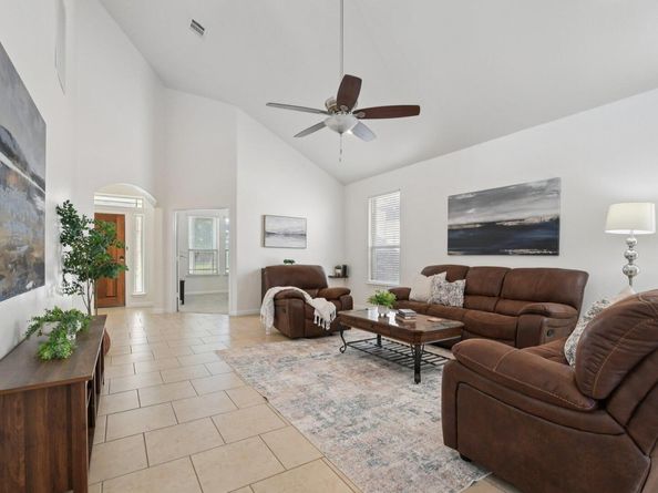 413 Longhorn Cavern RD, Leander TX 78641