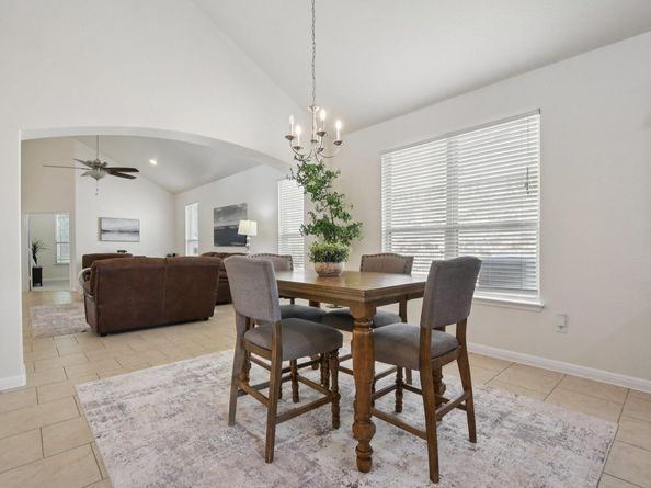 413 Longhorn Cavern RD, Leander TX 78641