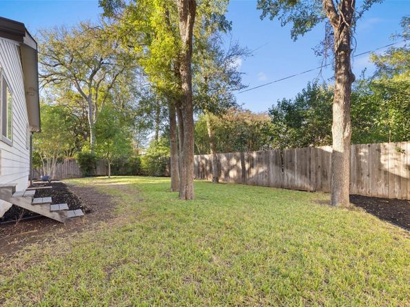 4504 Oak Creek DR, Austin TX 78727