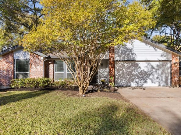 4504 Oak Creek DR, Austin TX 78727