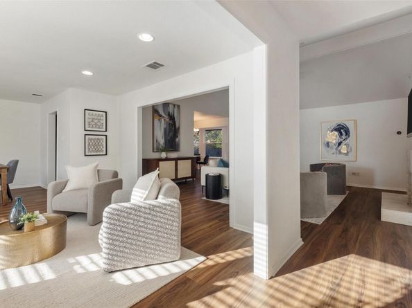 4504 Oak Creek DR, Austin TX 78727