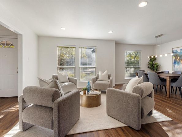 4504 Oak Creek DR, Austin TX 78727