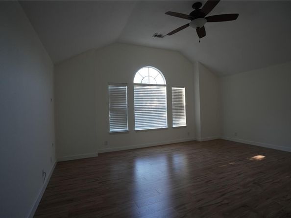 2902 Wren CIR, Cedar Park TX 78613