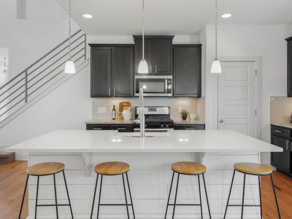 1010 Boatswain WAY, Austin TX 78748
