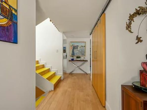 5932 Highland Hills DR, Austin TX 78731