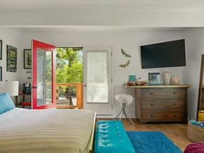 5932 Highland Hills DR, Austin TX 78731