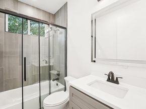 1208 W Oltorf ST A, Austin TX 78704