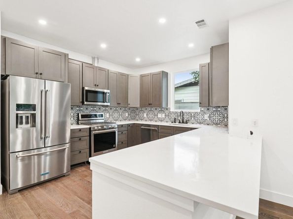 1208 W Oltorf ST A, Austin TX 78704