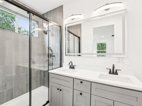 1208 W Oltorf ST A, Austin TX 78704