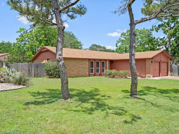 8914 Sparkling Creek DR, Austin TX 78729