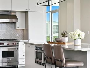 800 W 5th ST 808, Austin TX 78703