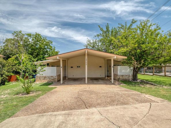 2700 Catalina DR, Austin TX 78741