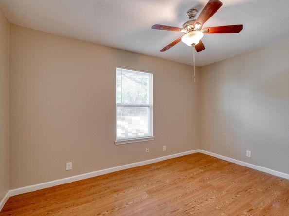 2700 Catalina DR, Austin TX 78741