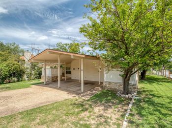 2700 Catalina DR