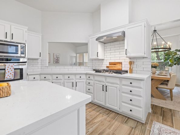 2901 Rochelle DR, Austin TX 78748