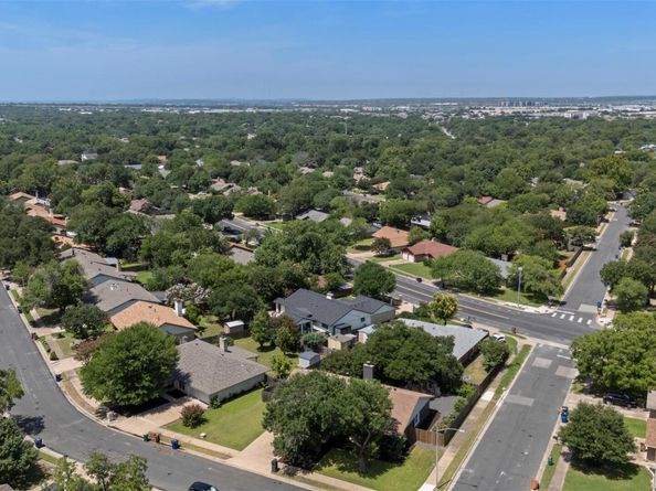 10712 Berthound DR, Austin TX 78758