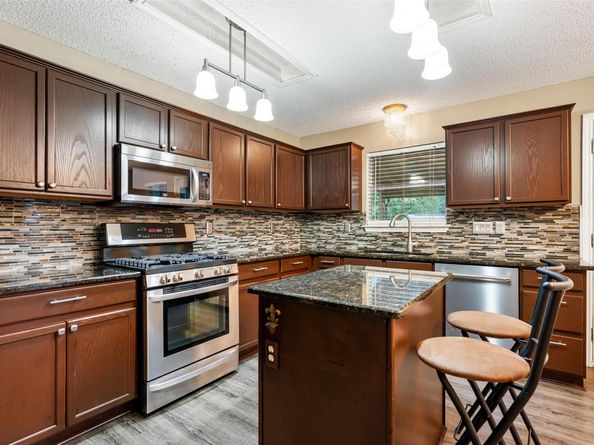 16504 Jadestone DR, Leander TX 78641
