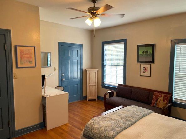 818 Harris Ave, Austin TX 78705