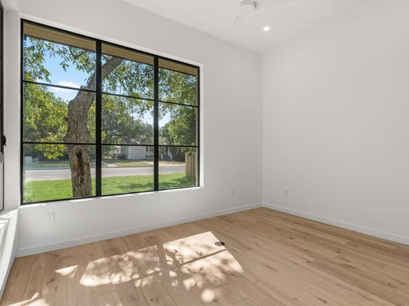 5908 Bull Creek RD, Austin TX 78757