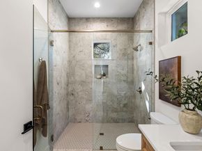 3104 Pinecrest DR, Austin TX 78757