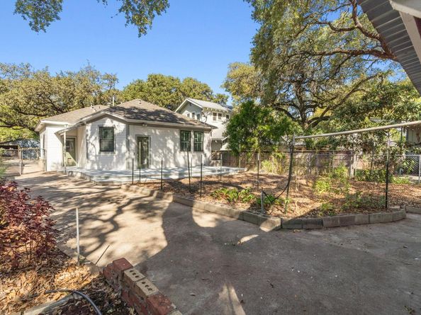 1703 Drake Ave, Austin TX 78704