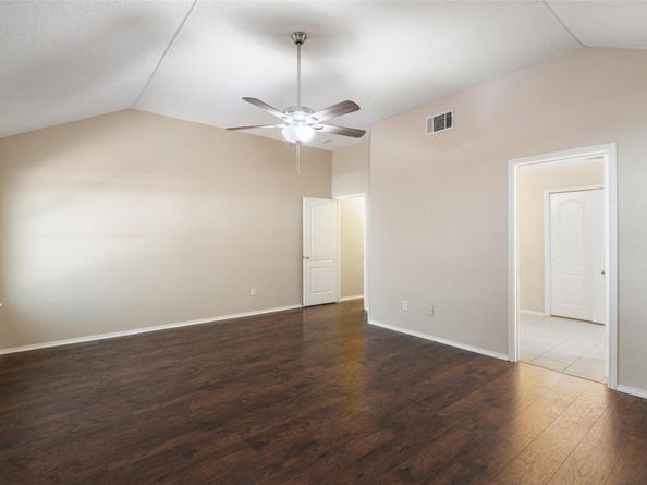 1008 NE Chippewa ST, Round Rock TX 78665