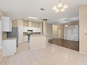 1008 NE Chippewa ST, Round Rock TX 78665