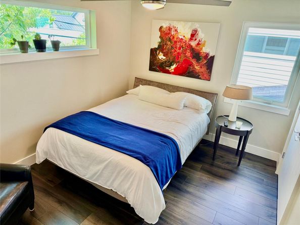 1303 Harriet CT B, Austin TX 78756