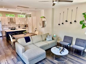 1303 Harriet CT B, Austin TX 78756