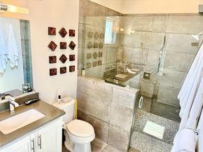 1303 Harriet CT B, Austin TX 78756