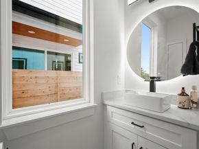 5305 Ledesma RD 4, Austin TX 78721