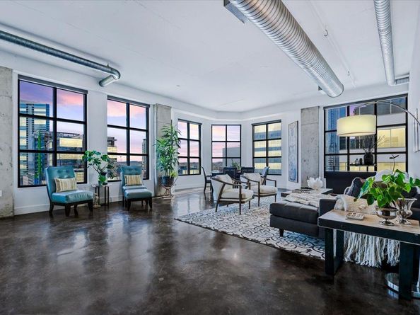 311 W 5th ST 1005, Austin TX 78701