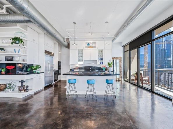 311 W 5th ST 1005, Austin TX 78701