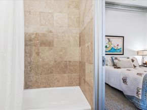 311 W 5th ST 1005, Austin TX 78701